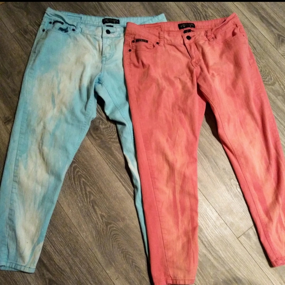 2 Pair Rocawear Skinny Jeans